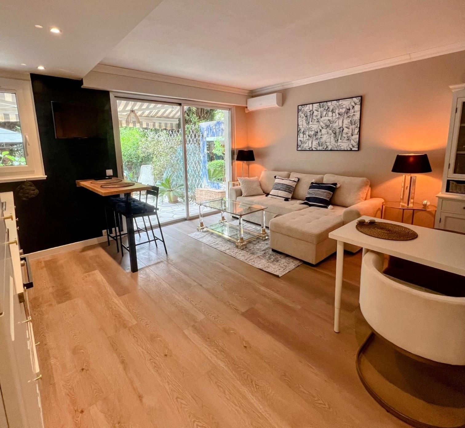 Superbe Appartement Avec Terrasse Jardin Et Parking Prive Сен-Тропе Екстер'єр фото